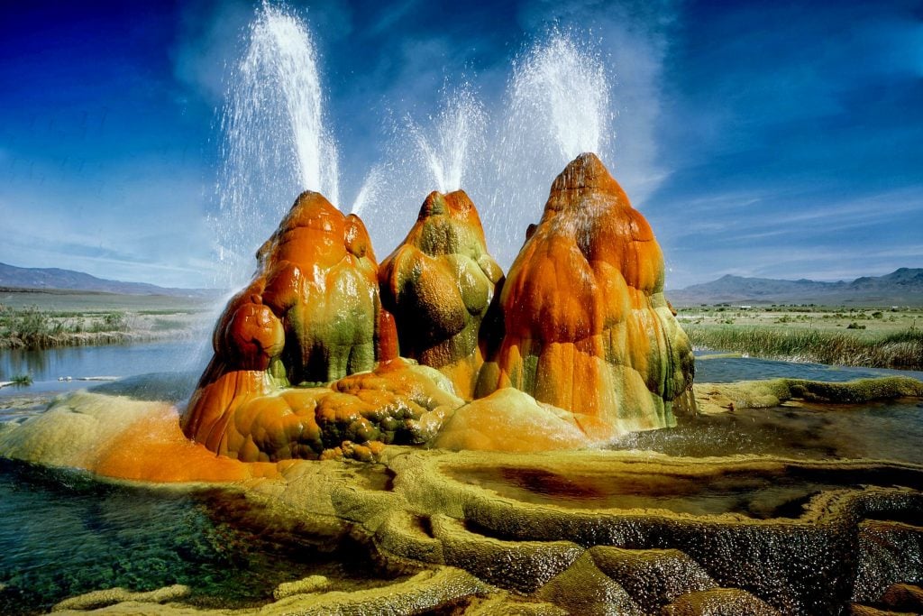 19 Stupefying Natural Wonders You Can Find Right Outside your Window
