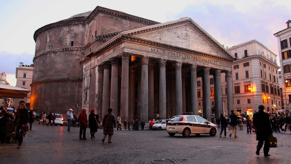14 Ageless Architectural Masterpieces Scattered All Over the World