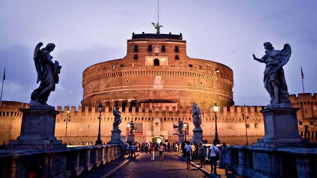 14 Ageless Architectural Masterpieces Scattered All Over the World