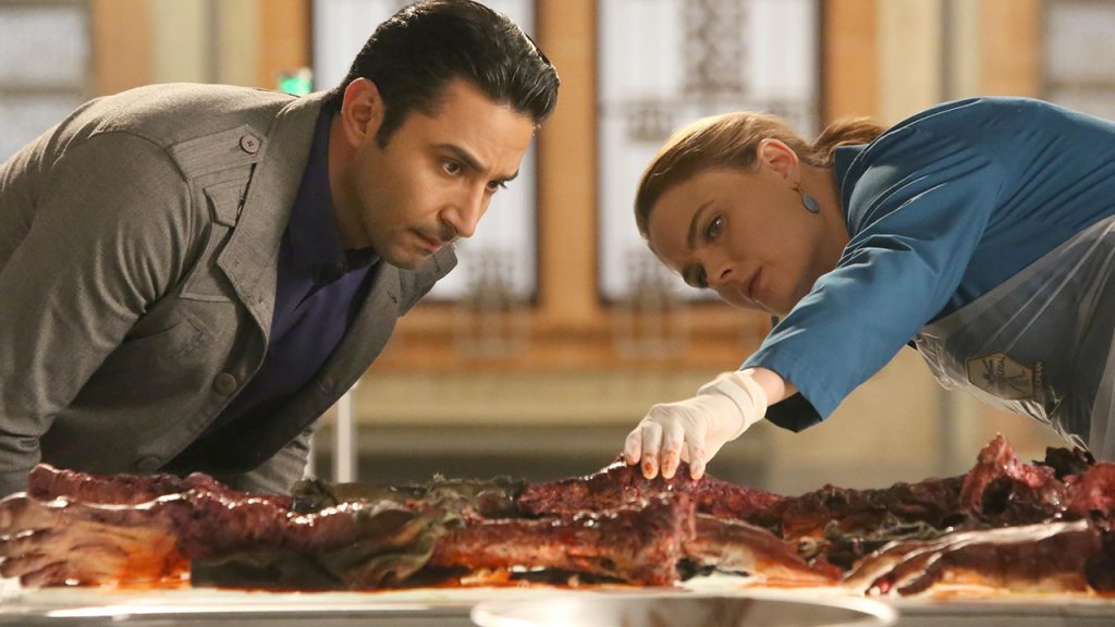 11 Strange Facts About Your Favorite TV Shows