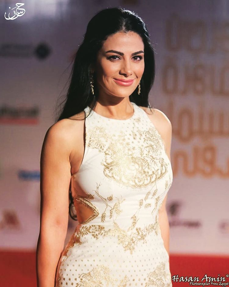 Top 10 Most Popular  Asian  Actresses
