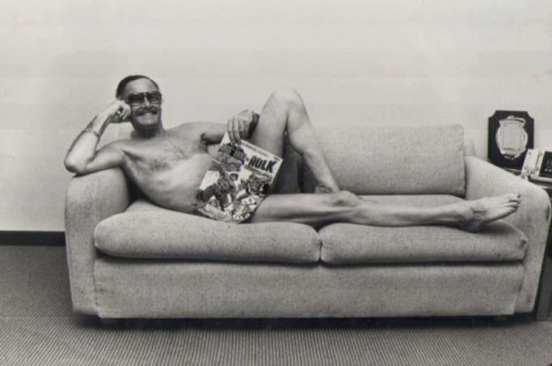 20 Random and Unusual Photos of Celebrities