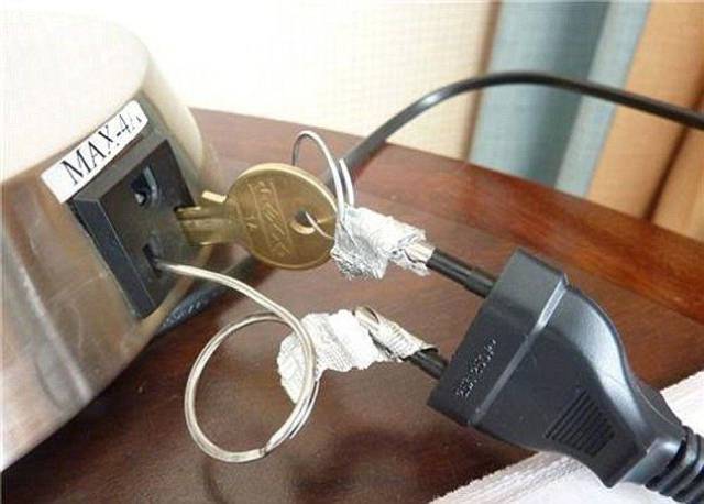 Simple Problems – Simple Solutions (23 Pics)