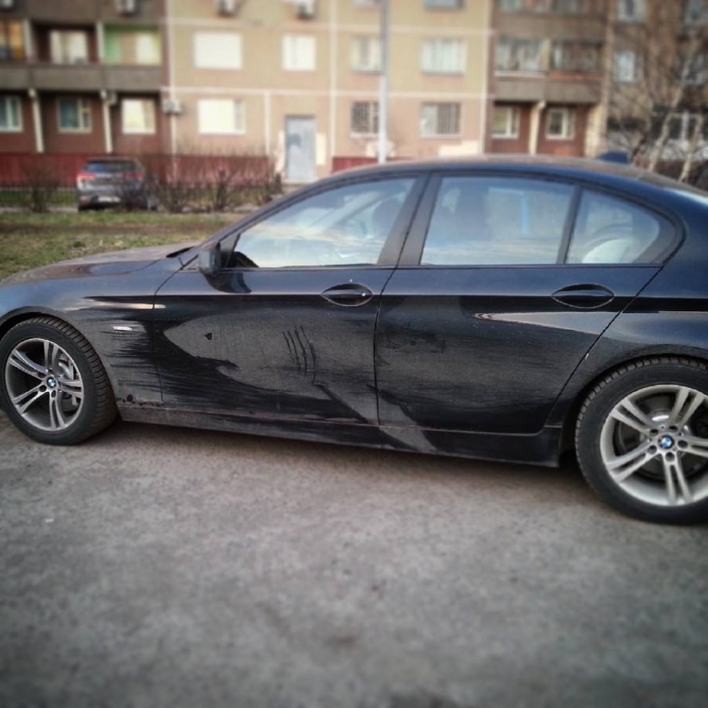 Car Owners, Beware! 9 Crazy Photos of Cars Being ‘Vandalized’ by Art