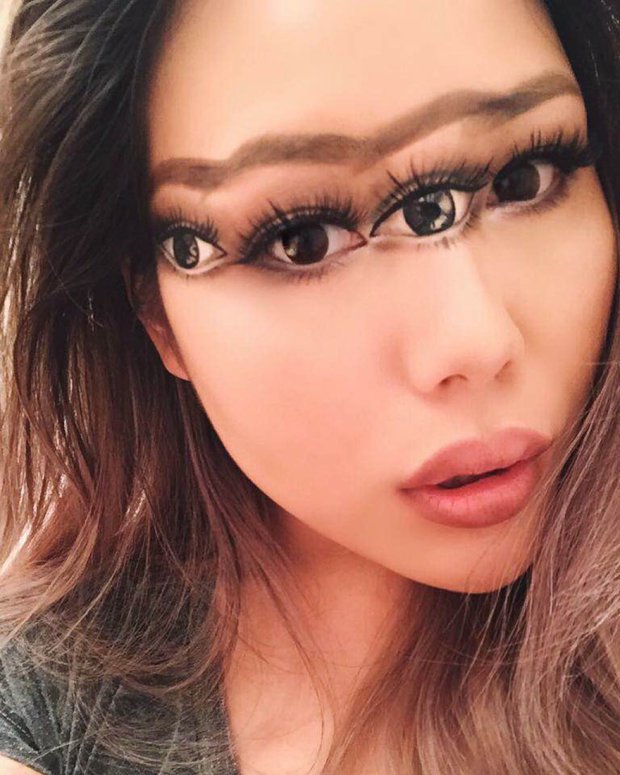 Horrifyingly Mind-Blowing Makeup of Mimi Choi