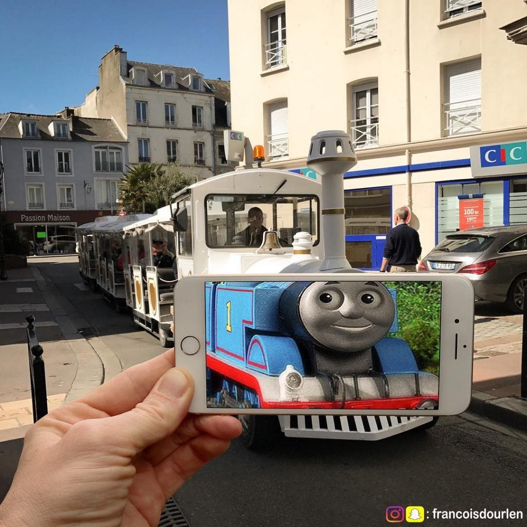 Dude Inserts Cartoon and Movie Characters Into Real Life Using His iPhone! (27 Pics)