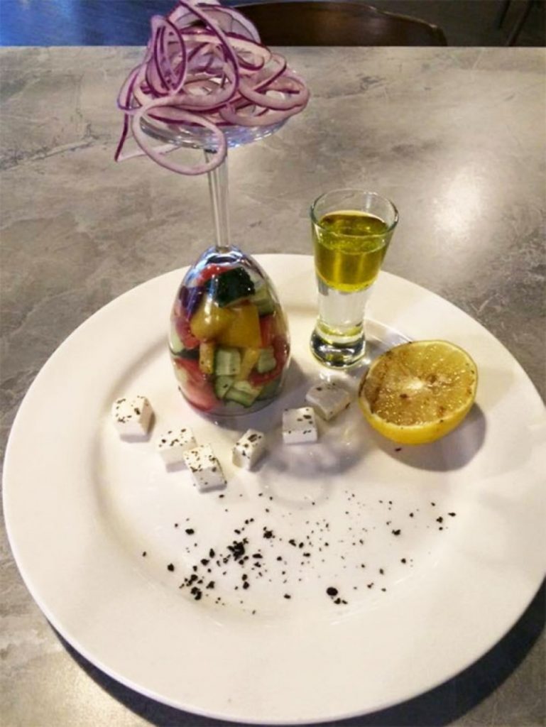 21 Times Restaurants Went Too Far With Food Serving