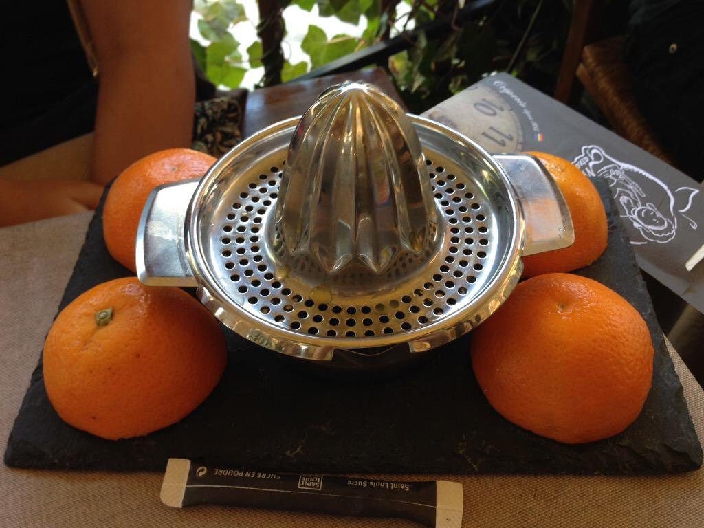 21 Times Restaurants Went Too Far With Food Serving