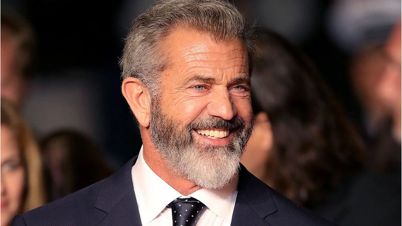 10 Rich Celebrities That Drive Cheap Cars