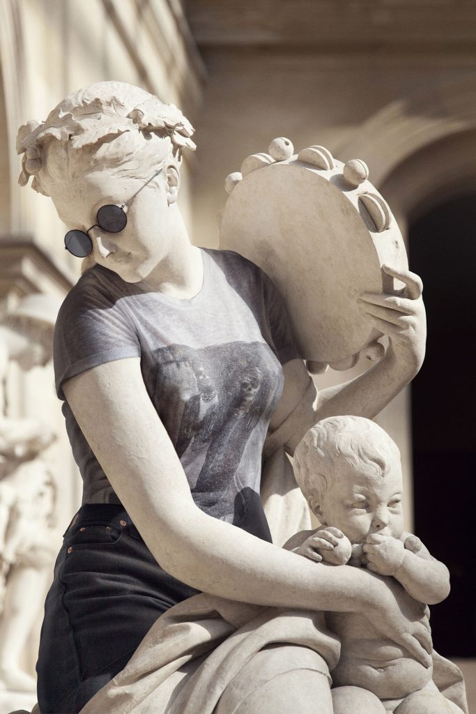 9 Classic Sculptures Dressed as Hipsters