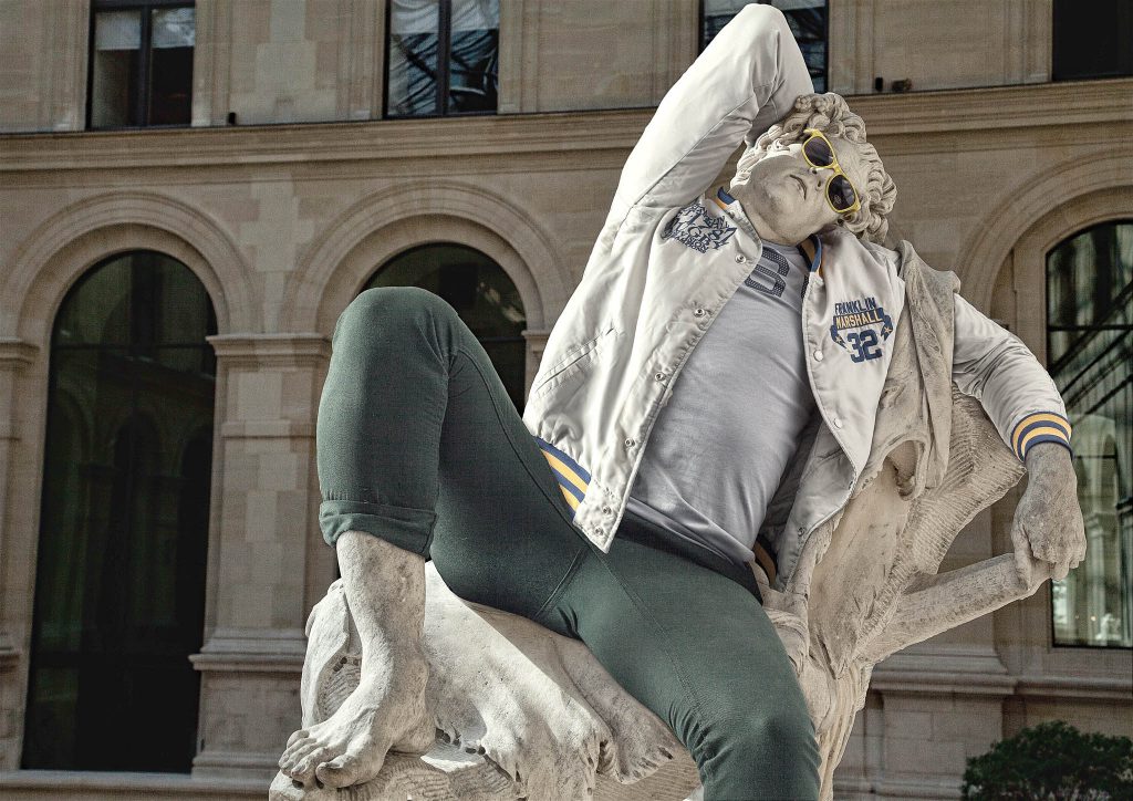 9 Classic Sculptures Dressed as Hipsters