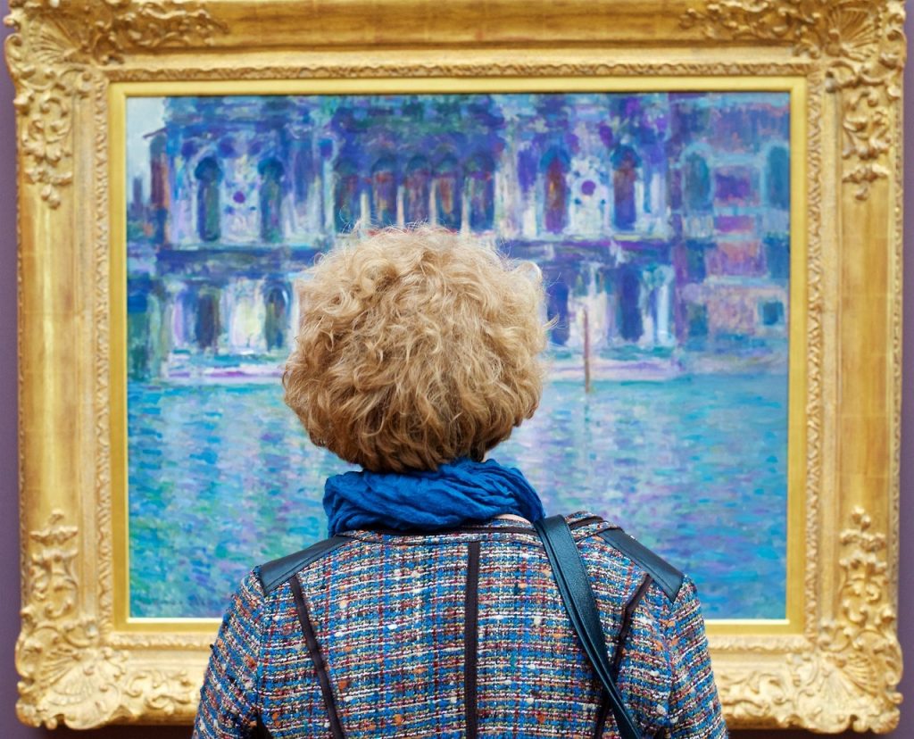 Art Gallery Stalker Looks For Visitors Who Match Famous Artworks
