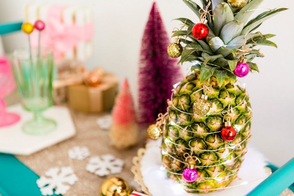 People Are Swapping Christmas Trees With Festive Pineapples Because Why Not