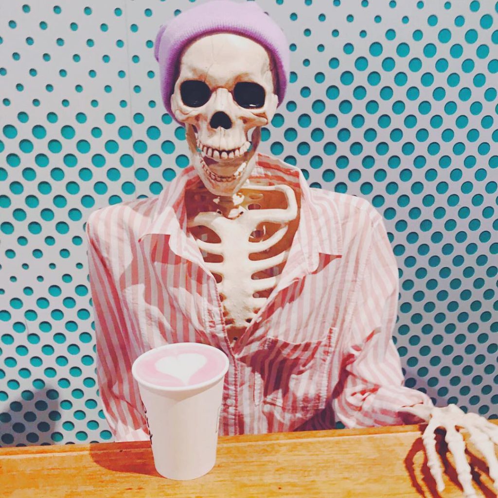 10 Bizarre Instagram Accounts That Will Make You Laugh, Frown, And Then Hit ‘Follow’
