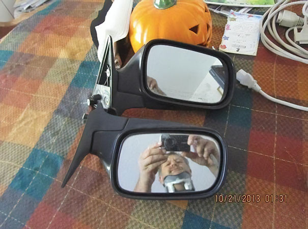People Trying To Sell Mirrors Online Is The Funniest Thing Ever!