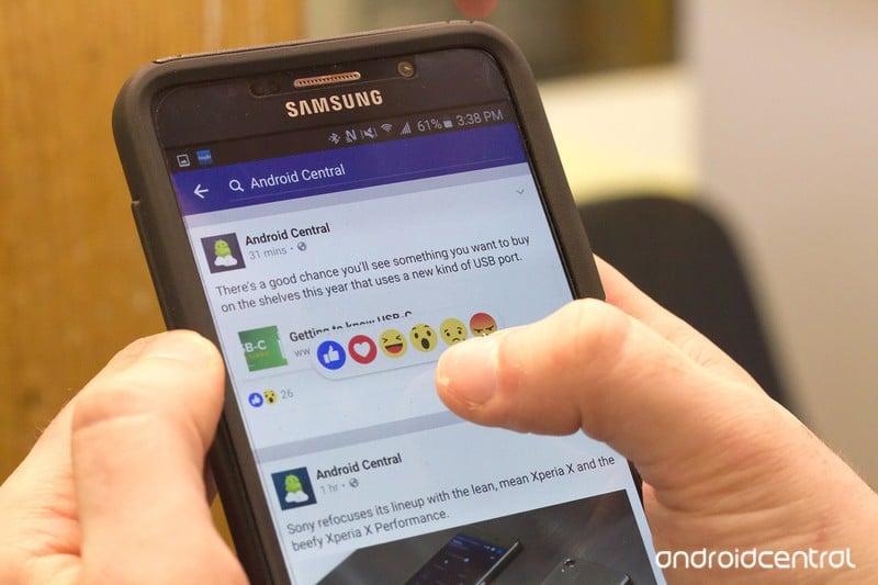 Things Social Media Does To Control Your Mind