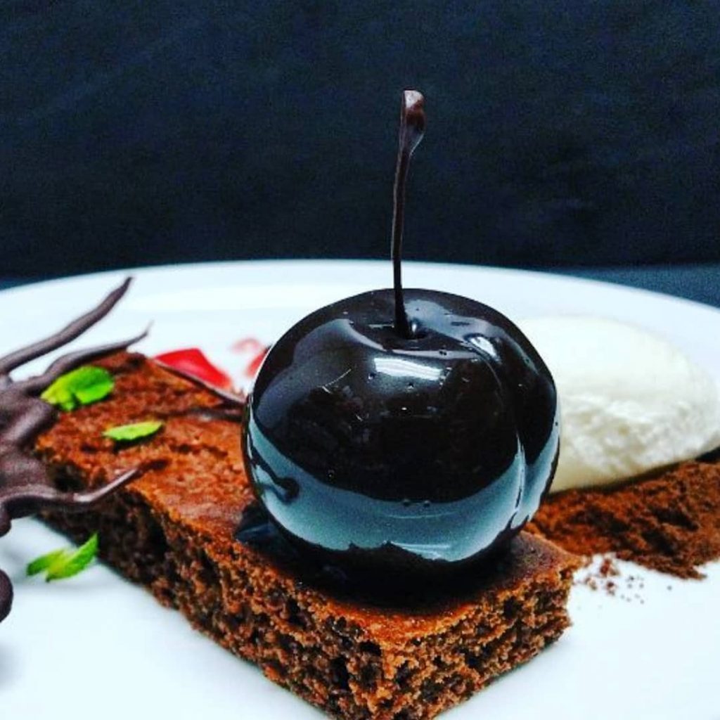 Ben Churchill Creates Some Weird-Looking Desserts