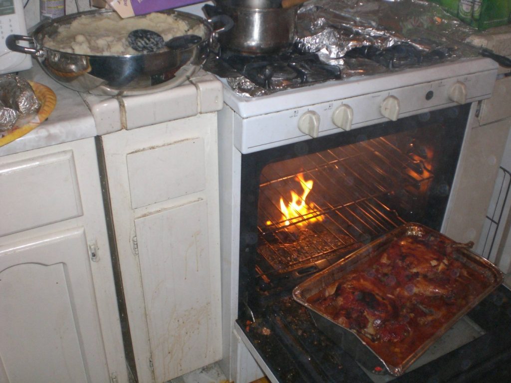 Some Men Just Want to Watch The Food Burn (20 Culinary Disasters)