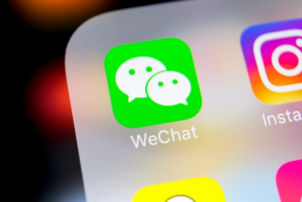 Top 9 Apps Worth Way Over A Billion Dollars