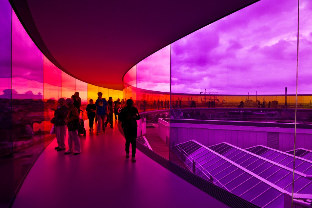 Present-Day Locations That Look Like They’re Straight From The Future