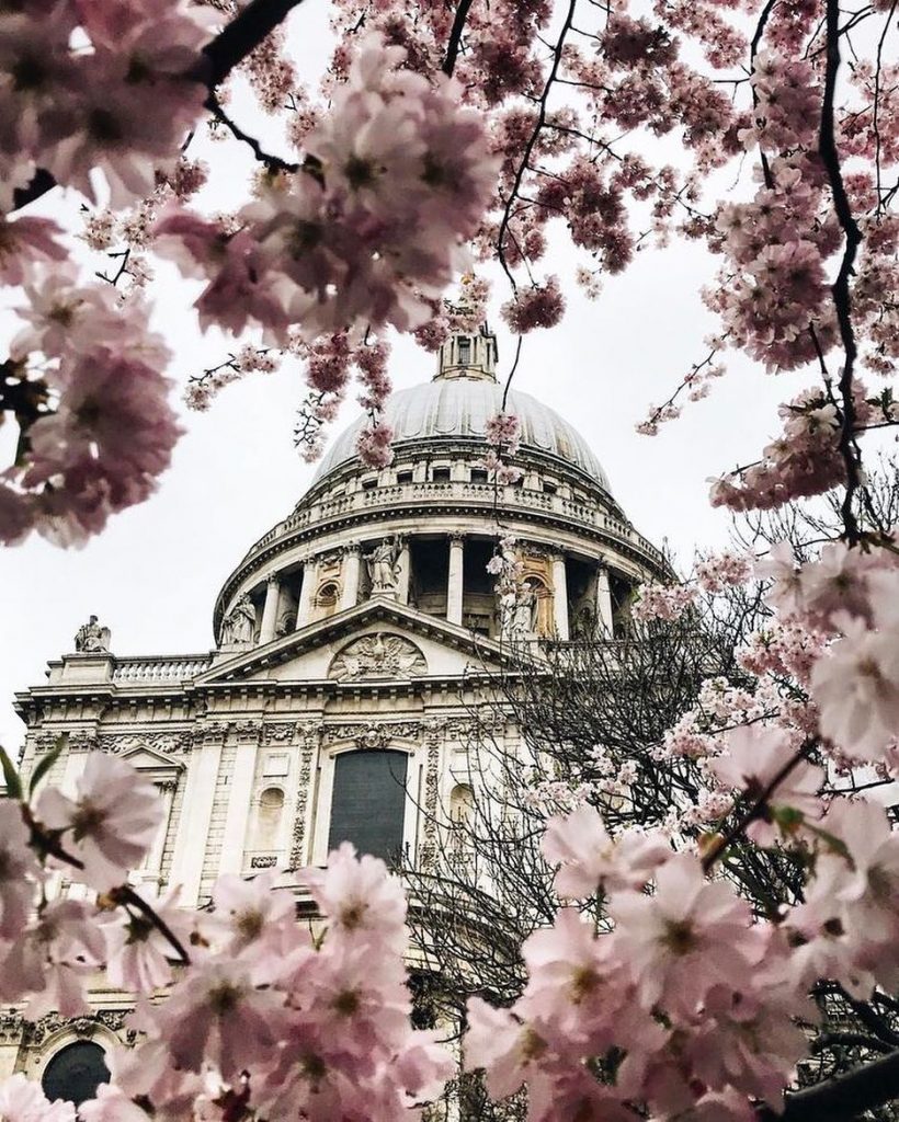 The 10 Most Amazing Churches in the World