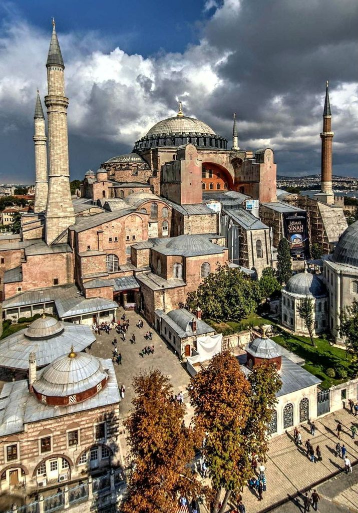 The 10 Most Amazing Churches in the World