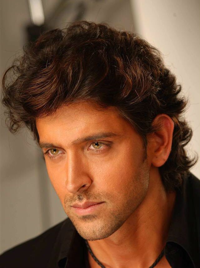 Top 9 Most Popular Bollywood Actors