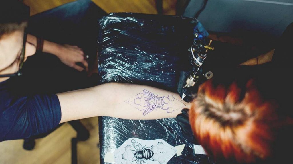 Things Tattoo Artists Hate So You Can Avoid Doing Them