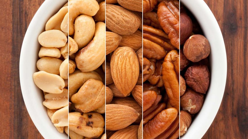 7 Quirky Tips for Whitening Your Teeth