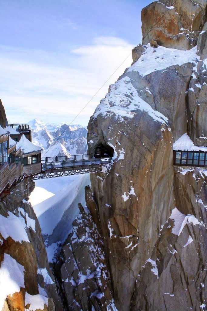 The 10 Most Terrifyingly Amazing Bridges in the World
