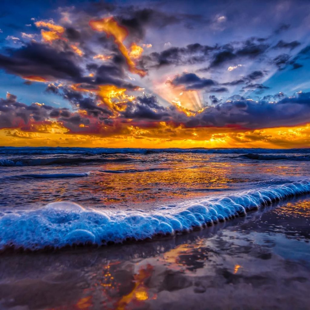 Ben Mulder Takes The Best Pictures of Sunrises in Southeast Queensland