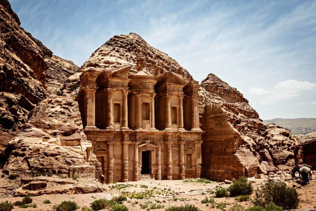 8 Civilizations That Disappeared Without Explanation