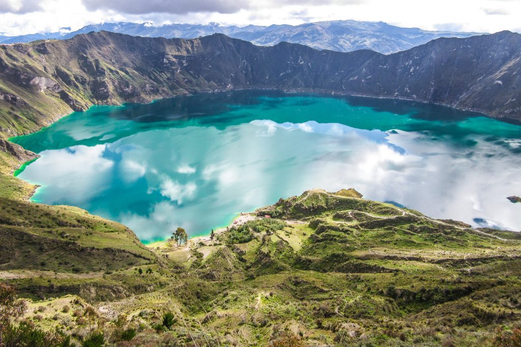 9 Most Beautiful Crater Lakes In The World