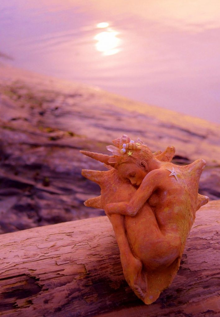 Stunning And A Little Bit Creepy Sculptures Made Out Of Driftwood
