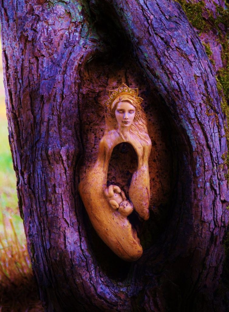 Stunning And A Little Bit Creepy Sculptures Made Out Of Driftwood
