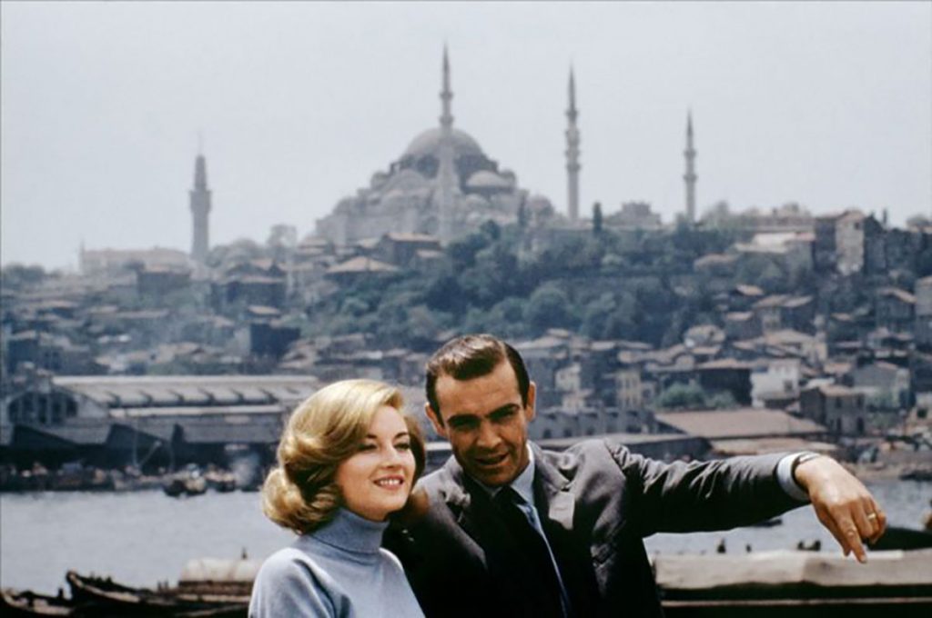 10 Famous Filming Locations Every Movie Buff Should Visit