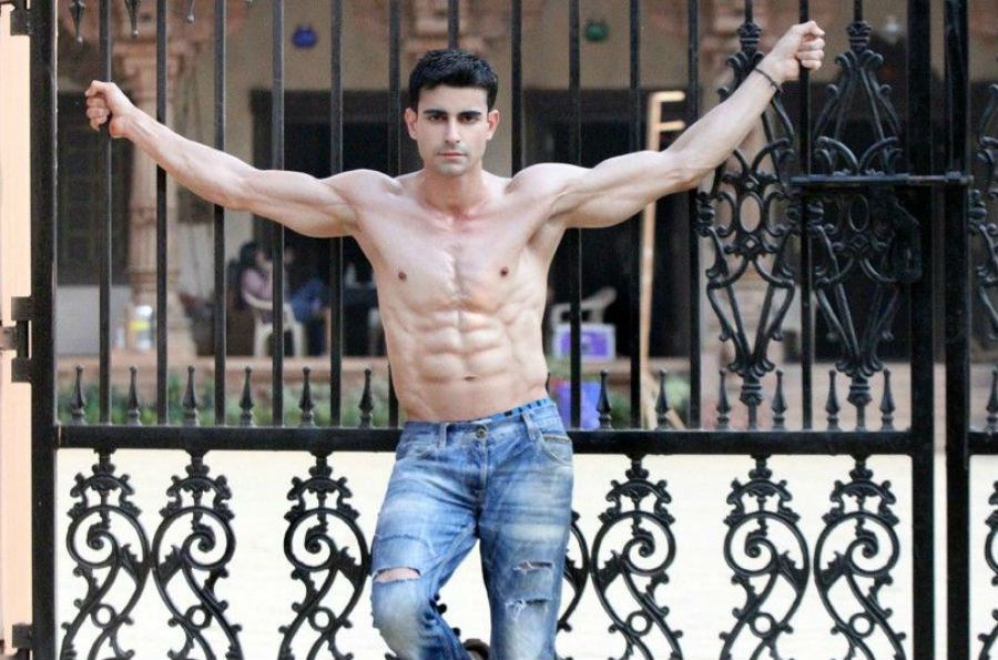 Gautam Rode | Top 10 Most Beautiful Indian TV Celebrities | ZestRadar