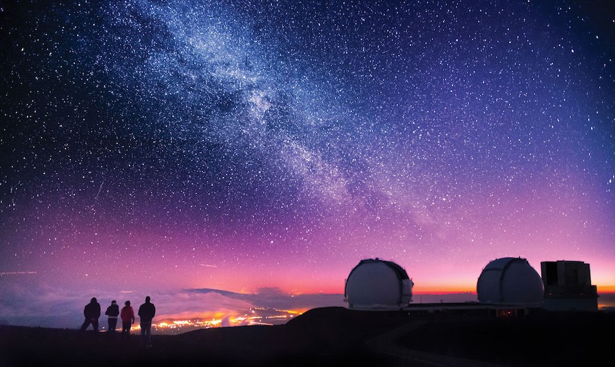 Mauna Kea | Contemplate Life at These 10 Stargazing Locations | Brain Berries