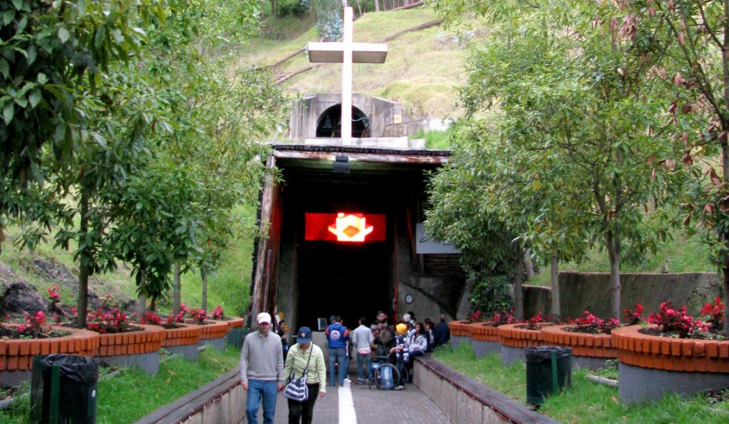17 Astonishingly Beautiful Cave Churches Around The World