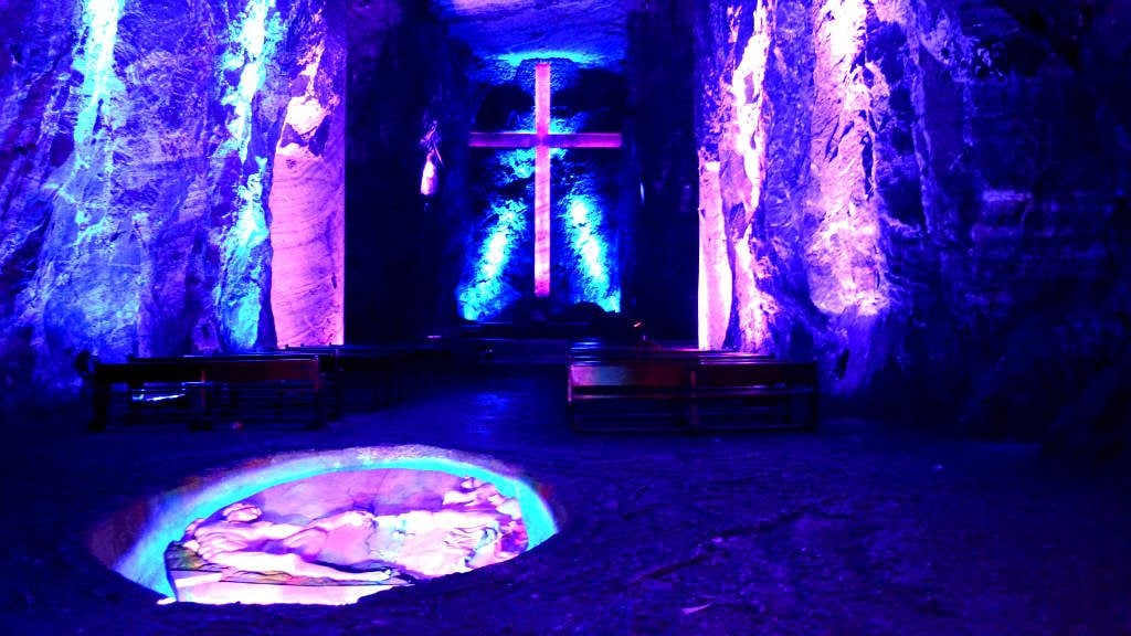 The Salt Cathedral of Zipaquirá, Zipaquirá, Colombia | 17 Astonishingly Beautiful Cave Churches Around The World | Brain Berries