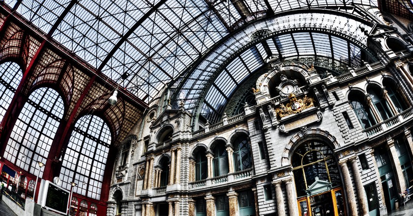 Antwerp Central, Antwerp inside | 7 Most Asntonishing Train Stations in the World | Brain Berries