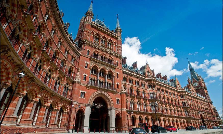  St. Pancras International, London | 7 Most Asntonishing Train Stations in the World | Brain Berries