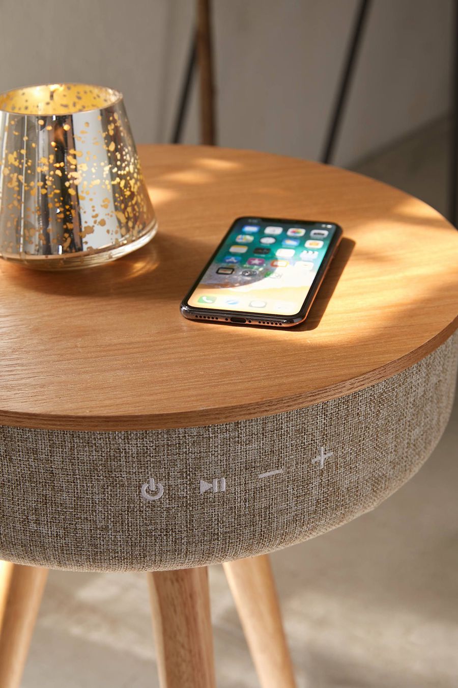 A LOUD Table | Striking, Modern, and Incredible Furniture Designs | Brain Berries