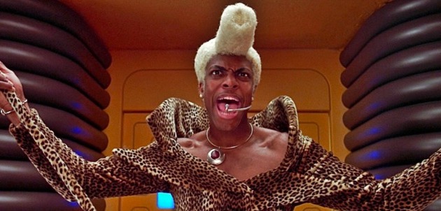 Chris Tucker – Ruby Rhod | Roles That Turned Out To Be Both A Blessing And A Curse For Actors | Brain Berries