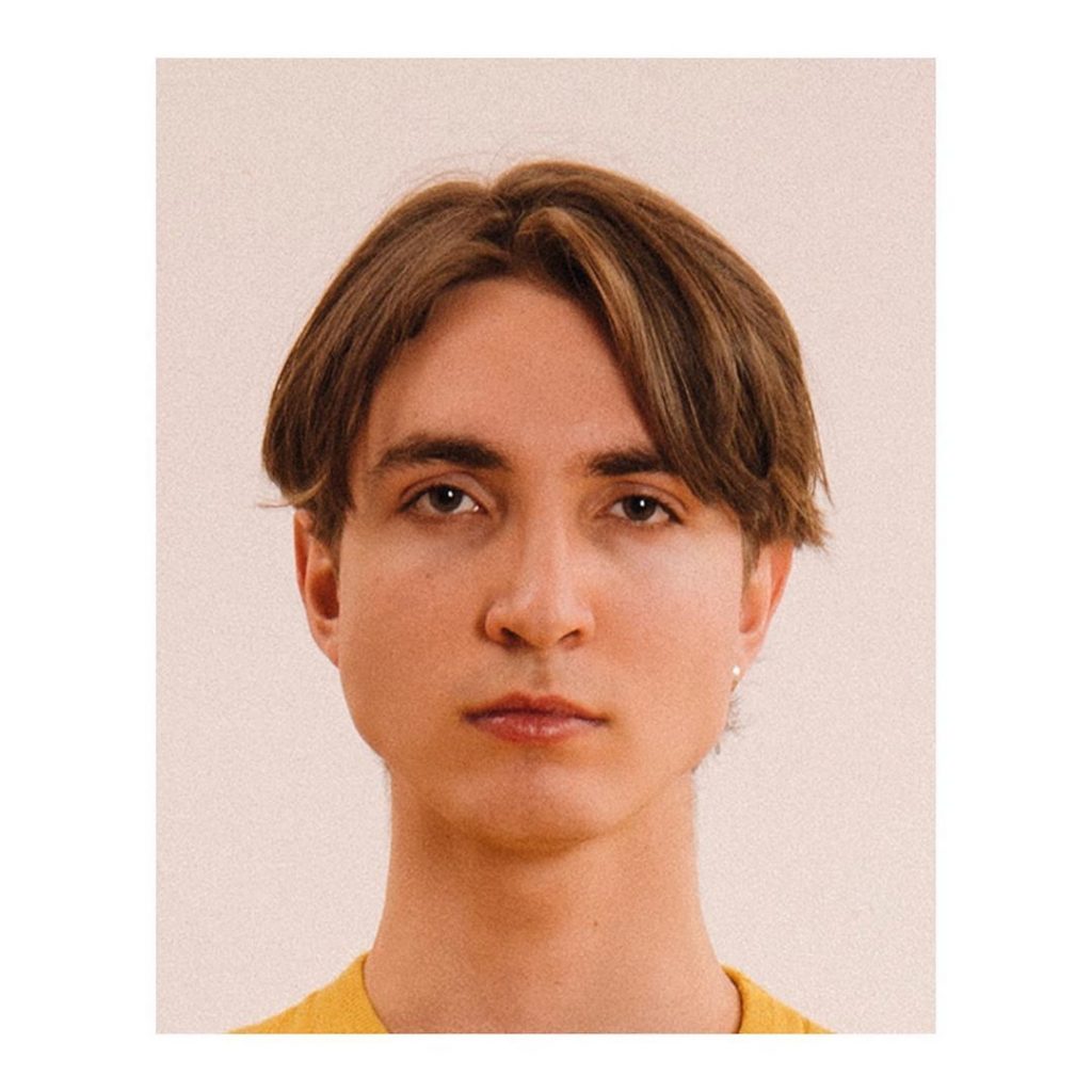 Max Siedentopf Tests The Limits of Passport Photos
