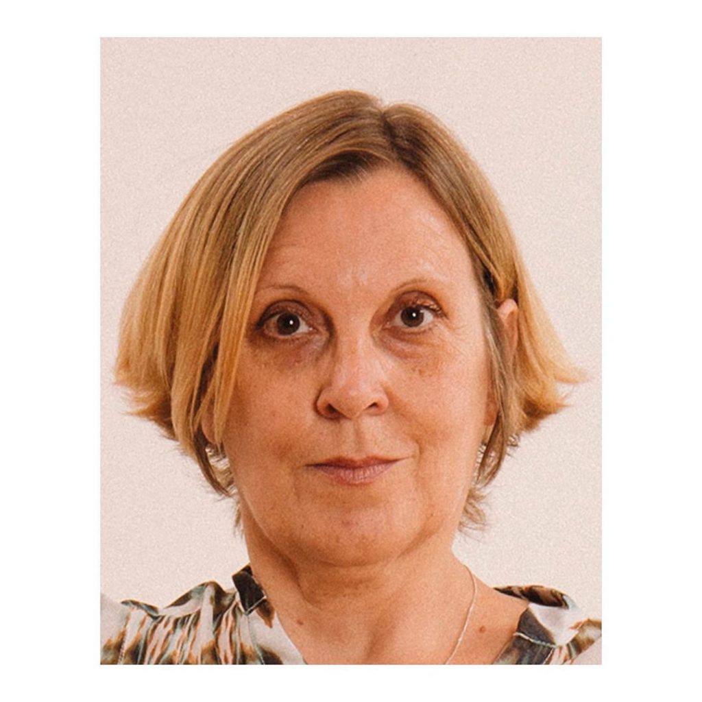 Max Siedentopf Tests The Limits of Passport Photos