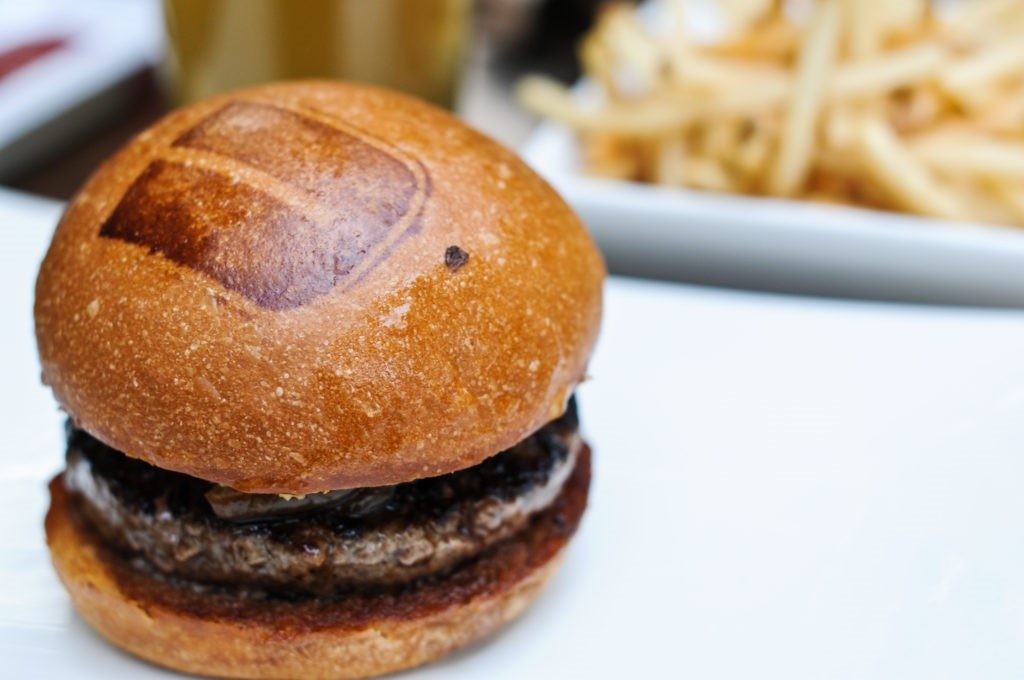 Six Places from Around the World to try Best Burgers