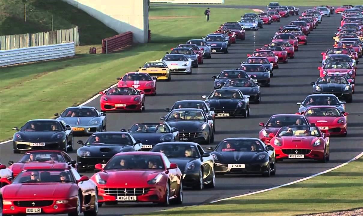 Fancy Traffic Jams | Eight Crazy Ways Money Gets Thrown Around in Dubai | Brain Berries