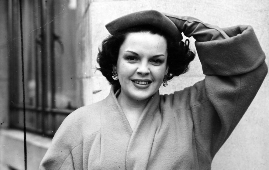 8 Best Actresses of Old Hollywood