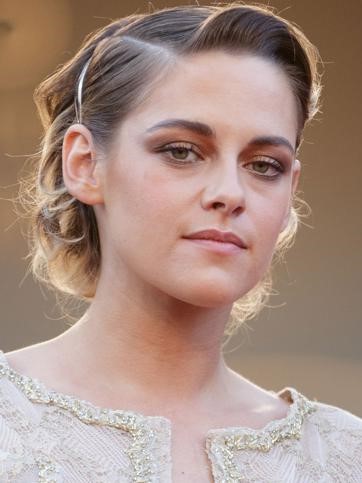 9 Gorgeous Celebrities Who Hate Wearing Makeup